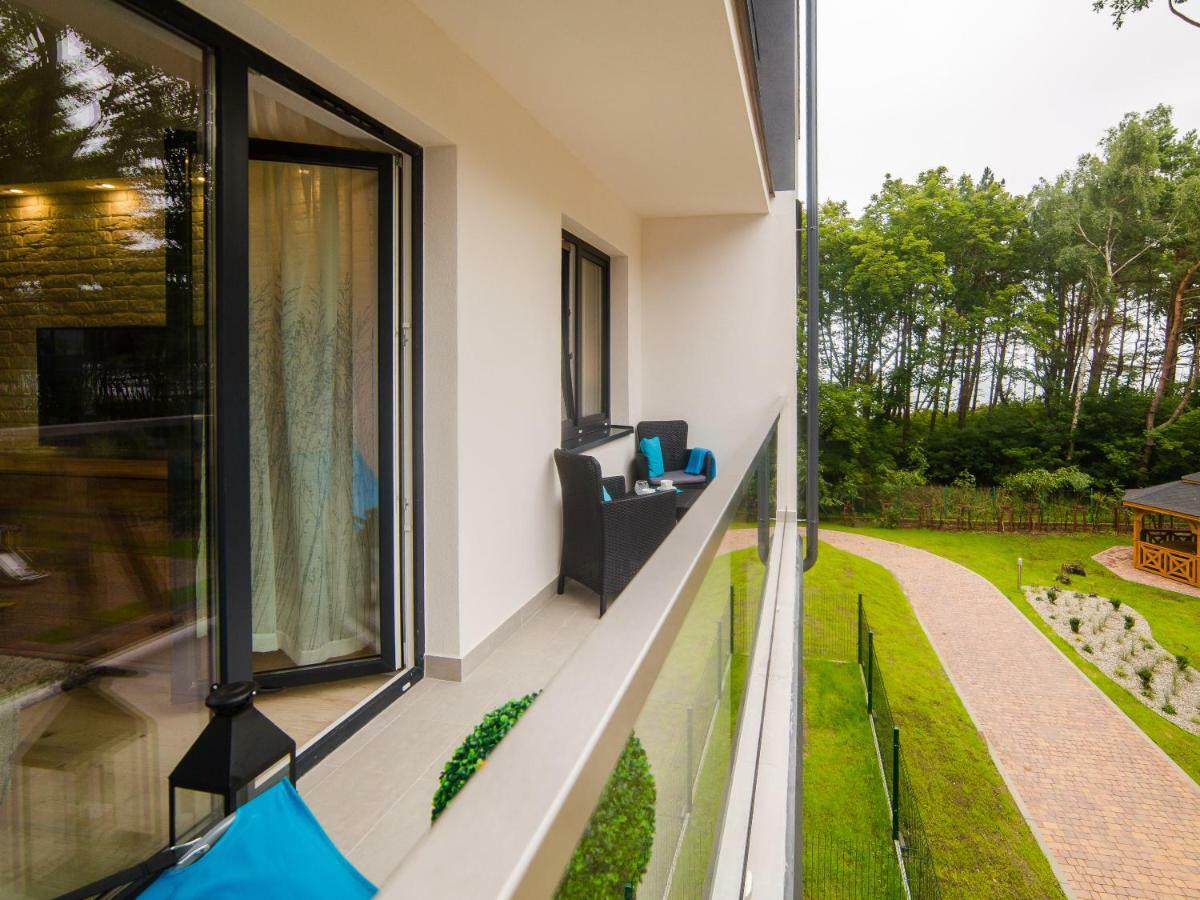 尤斯托尼莫斯基Apartament Turkusowy公寓 外观 照片