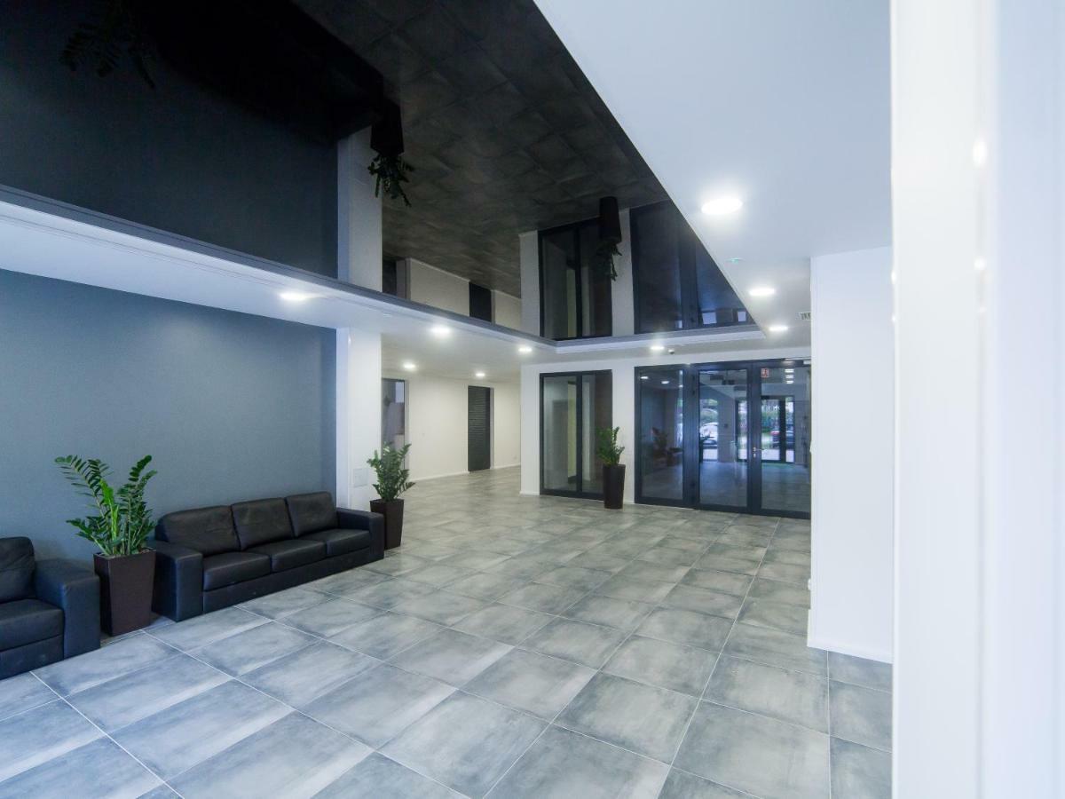 尤斯托尼莫斯基Apartament Turkusowy公寓 外观 照片
