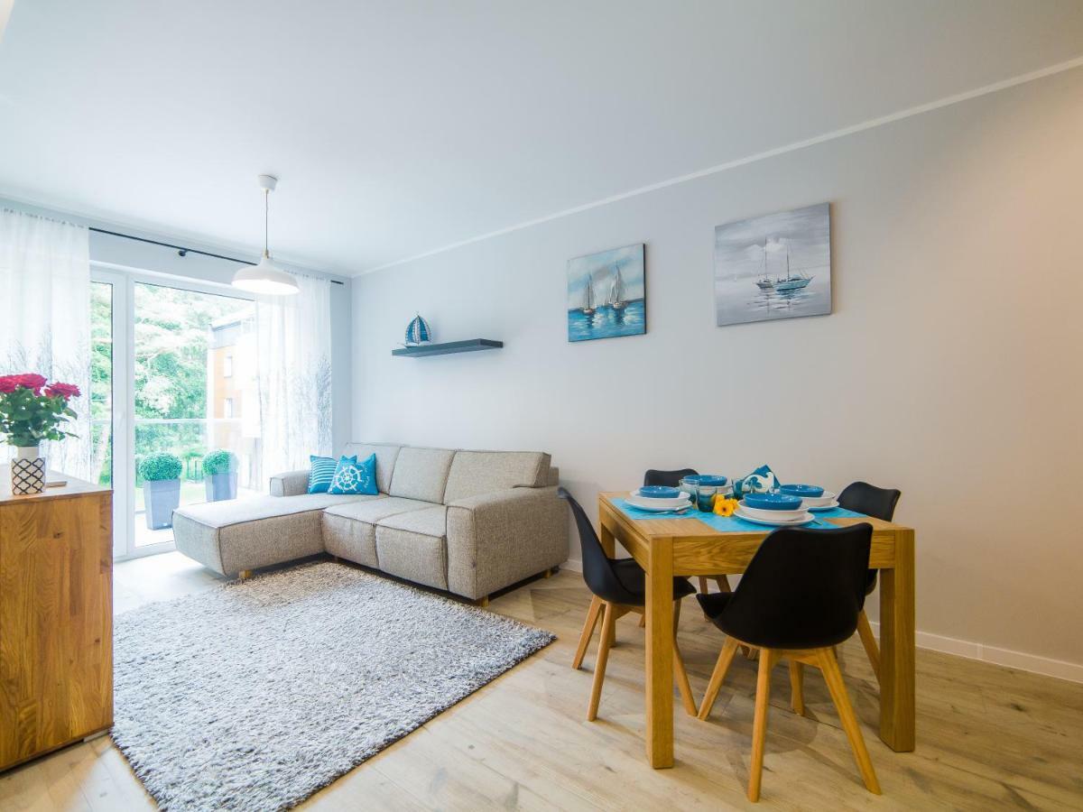 尤斯托尼莫斯基Apartament Turkusowy公寓 外观 照片