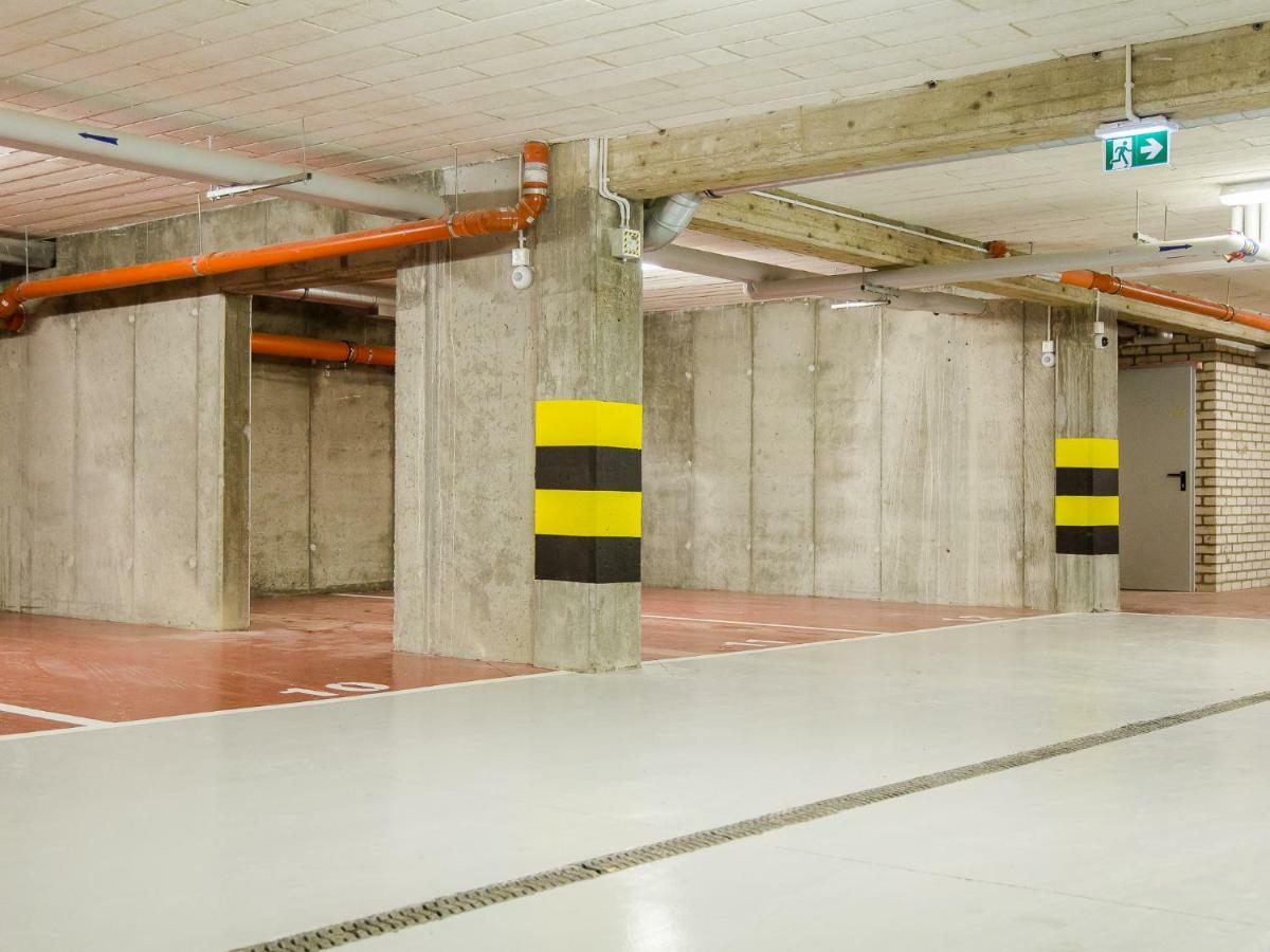 尤斯托尼莫斯基Apartament Turkusowy公寓 外观 照片