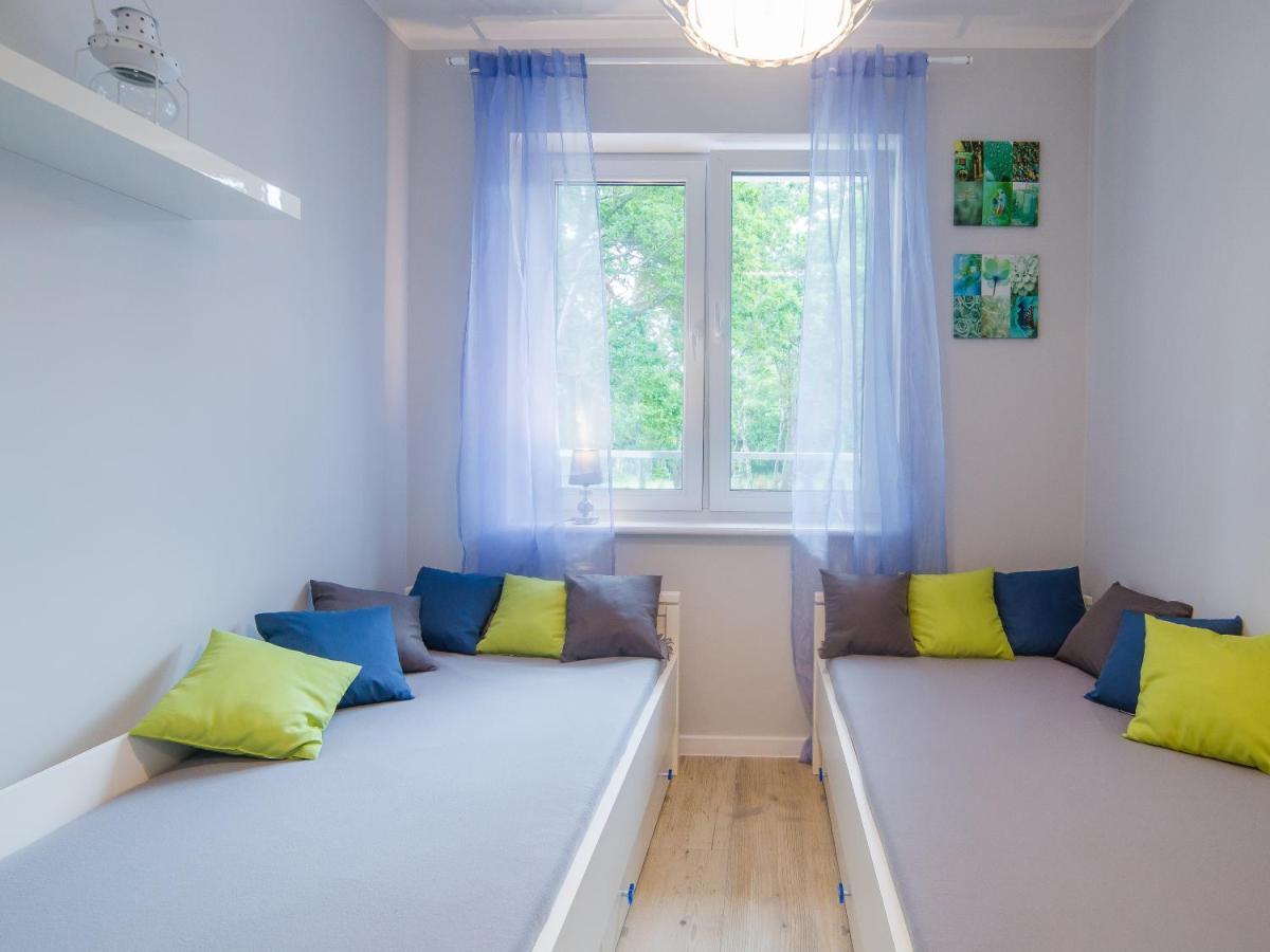 尤斯托尼莫斯基Apartament Turkusowy公寓 外观 照片